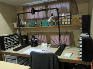 Studio - Crafting desk